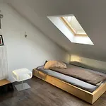 Nuernberg Erlenstegen - Zimmer Mit Bad 35 Qm Mit Parkplatz